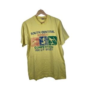 Vintage fruit of the loom Yellow Water Skiing Graphic T-Shirt 022T